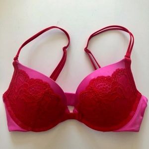 Victoria's Secret Very Sexy Pushup Bra 36C